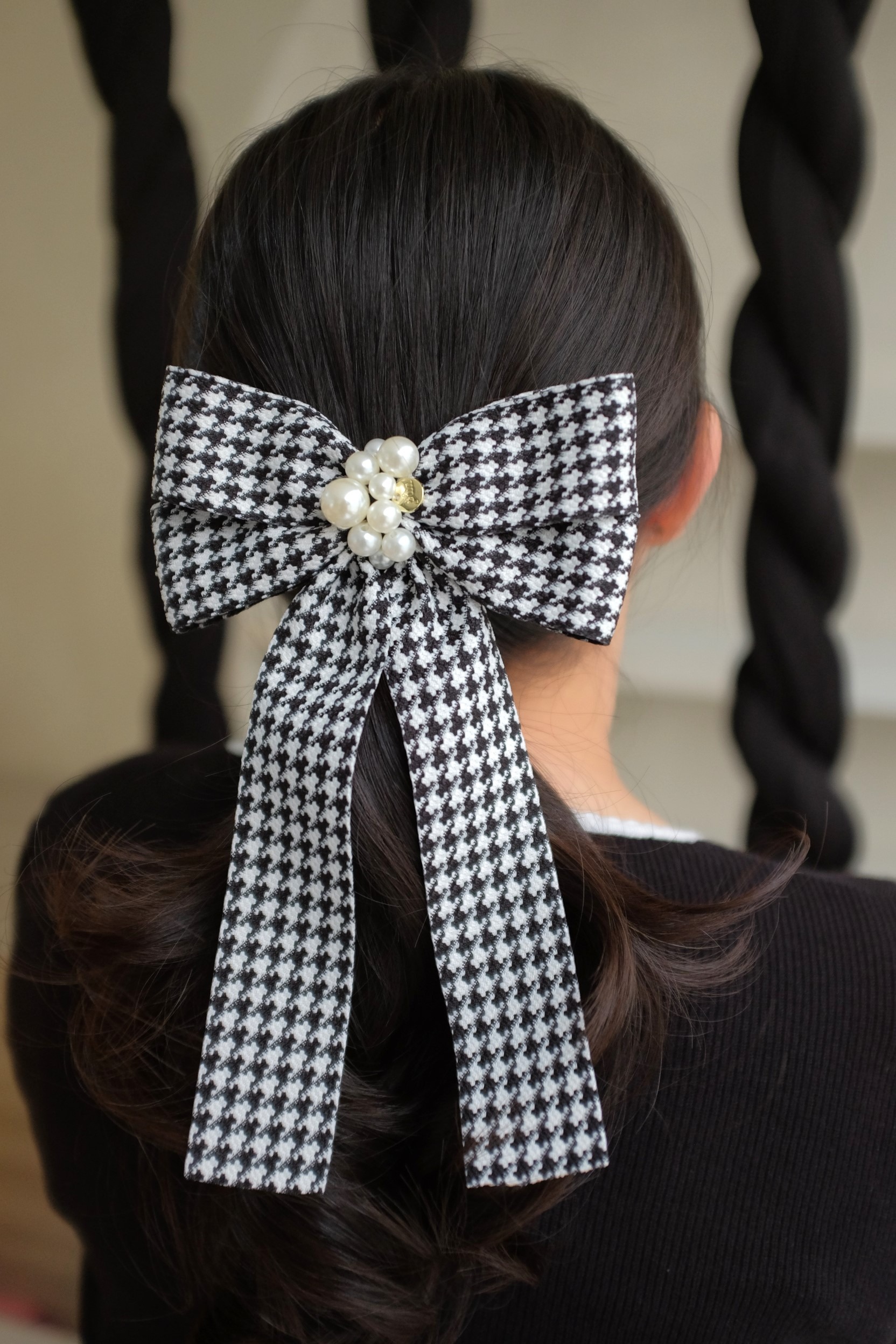 LIQUORICE FRENCH CLIP