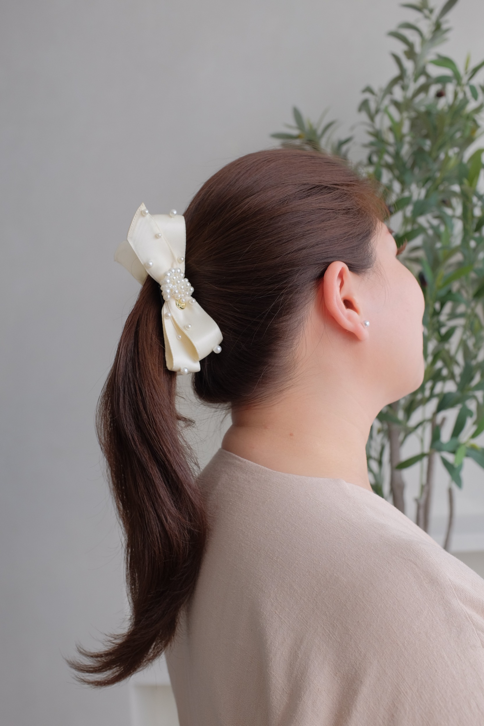 MADEMOISELLE (BANANA CLIP)