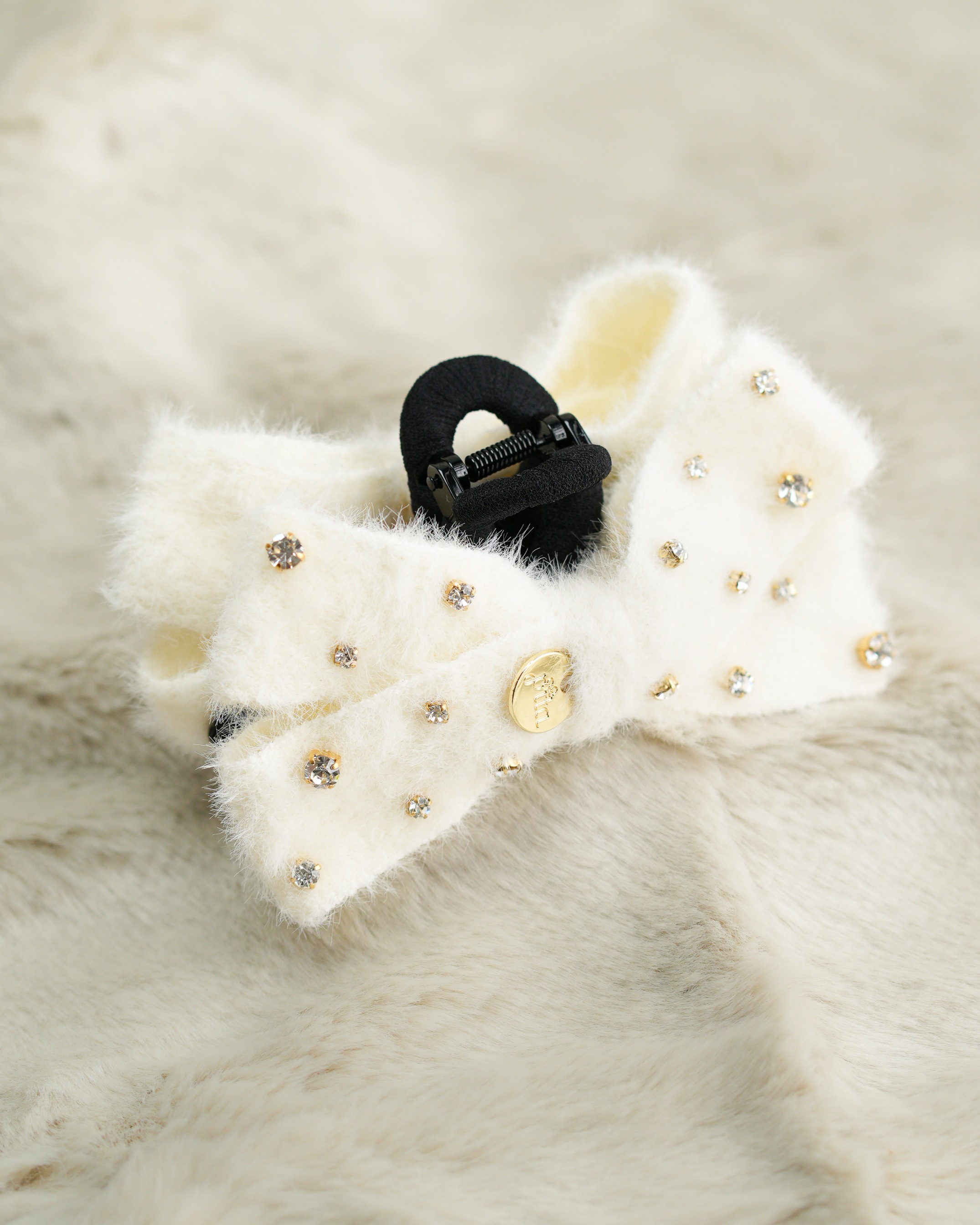 COZY CLAW LARGE - PITA X TIFFANY JOY