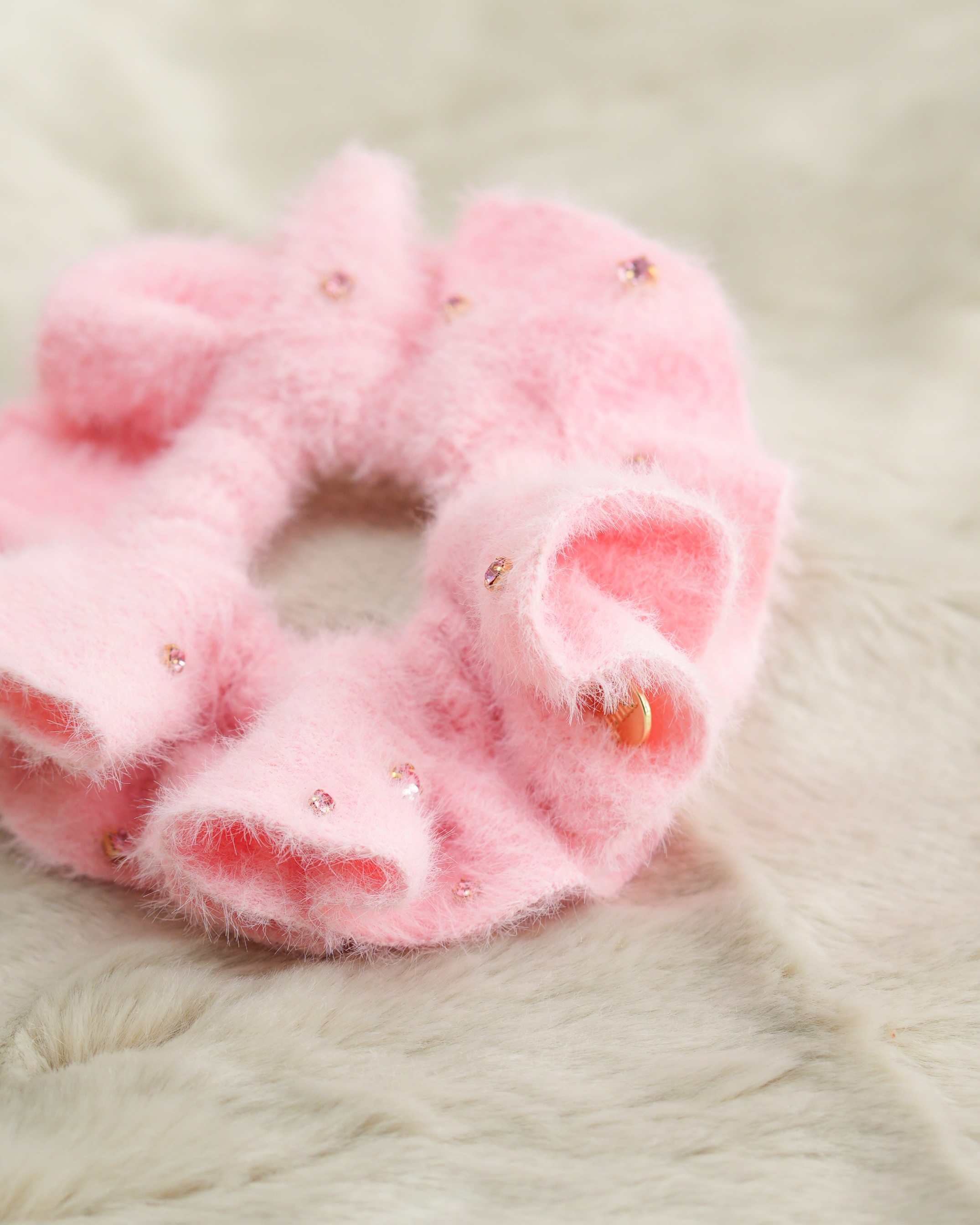 COZY SCRUNCHIE - PITA X TIFFANY JOY