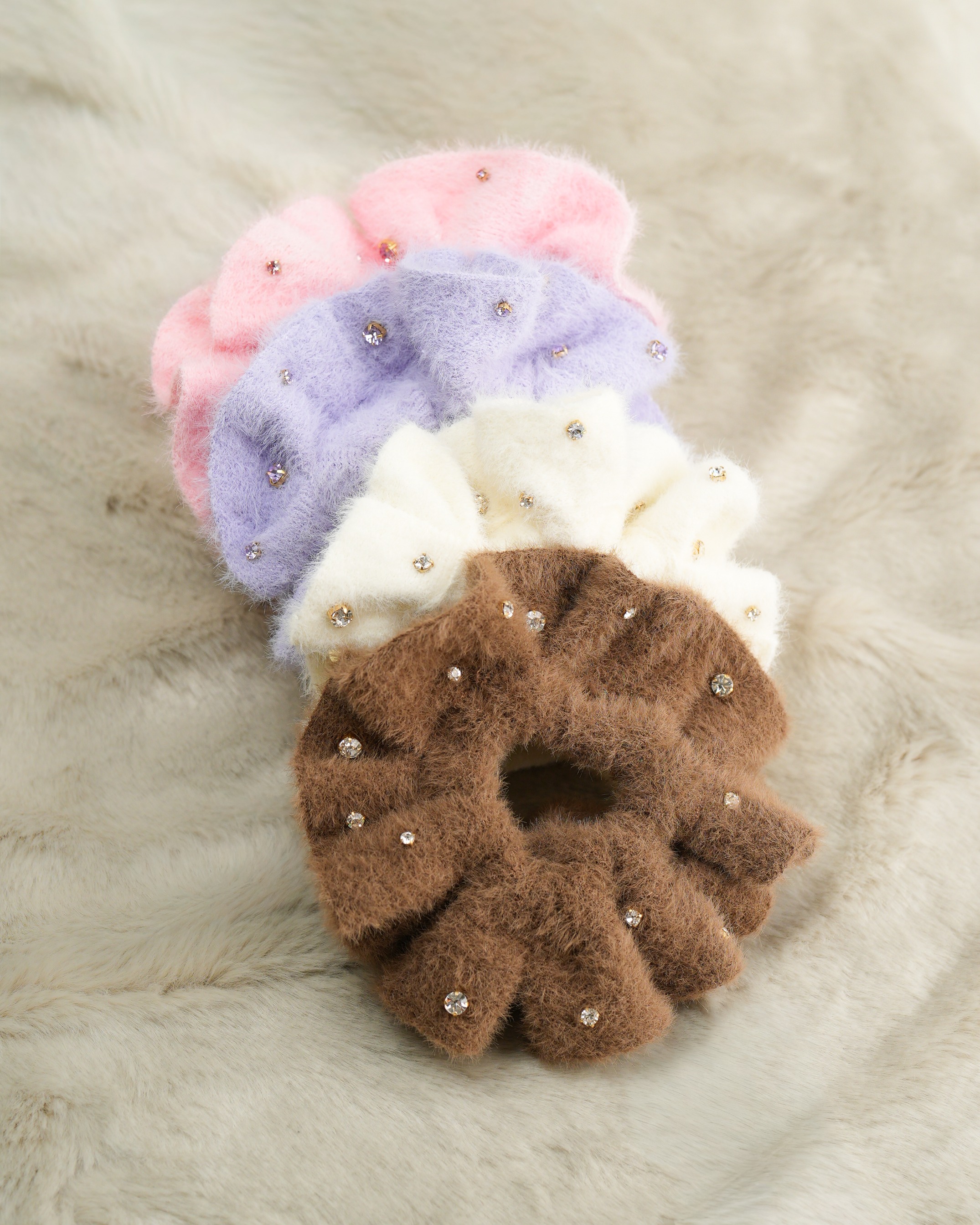 COZY SCRUNCHIE - PITA X TIFFANY JOY