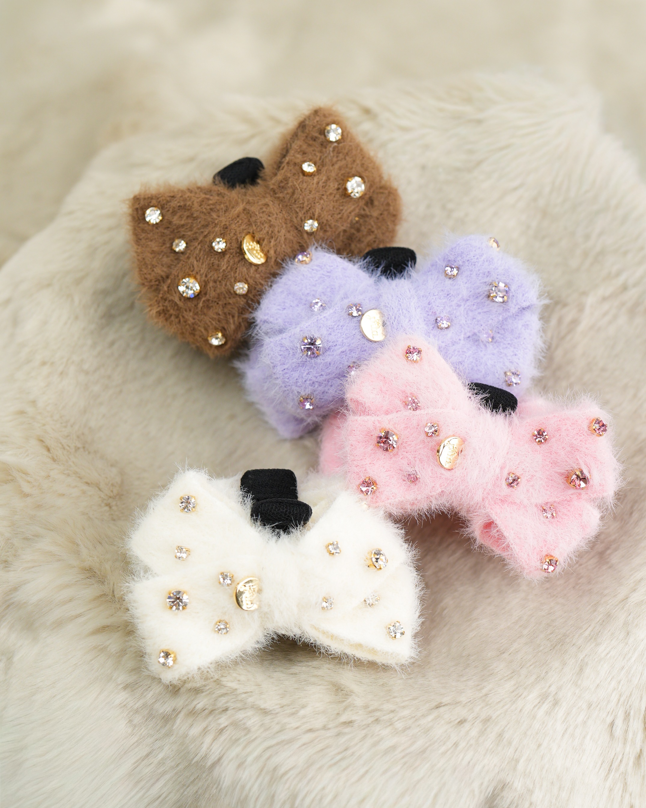 COZY CLAW MEDIUM - PITA X TIFFANY JOY