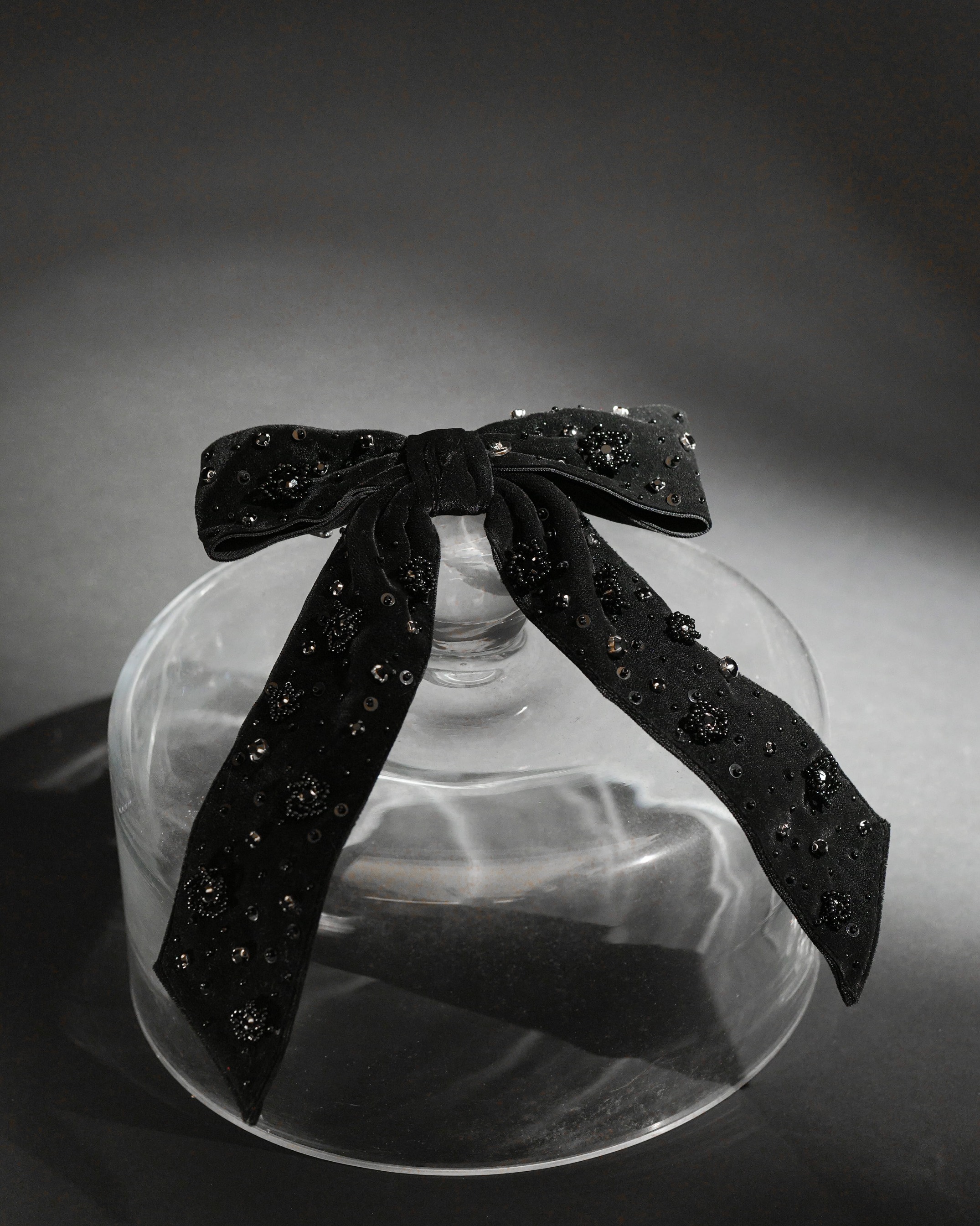 VELVET FRENCH CLIP - PITA X TIFFANY JOY