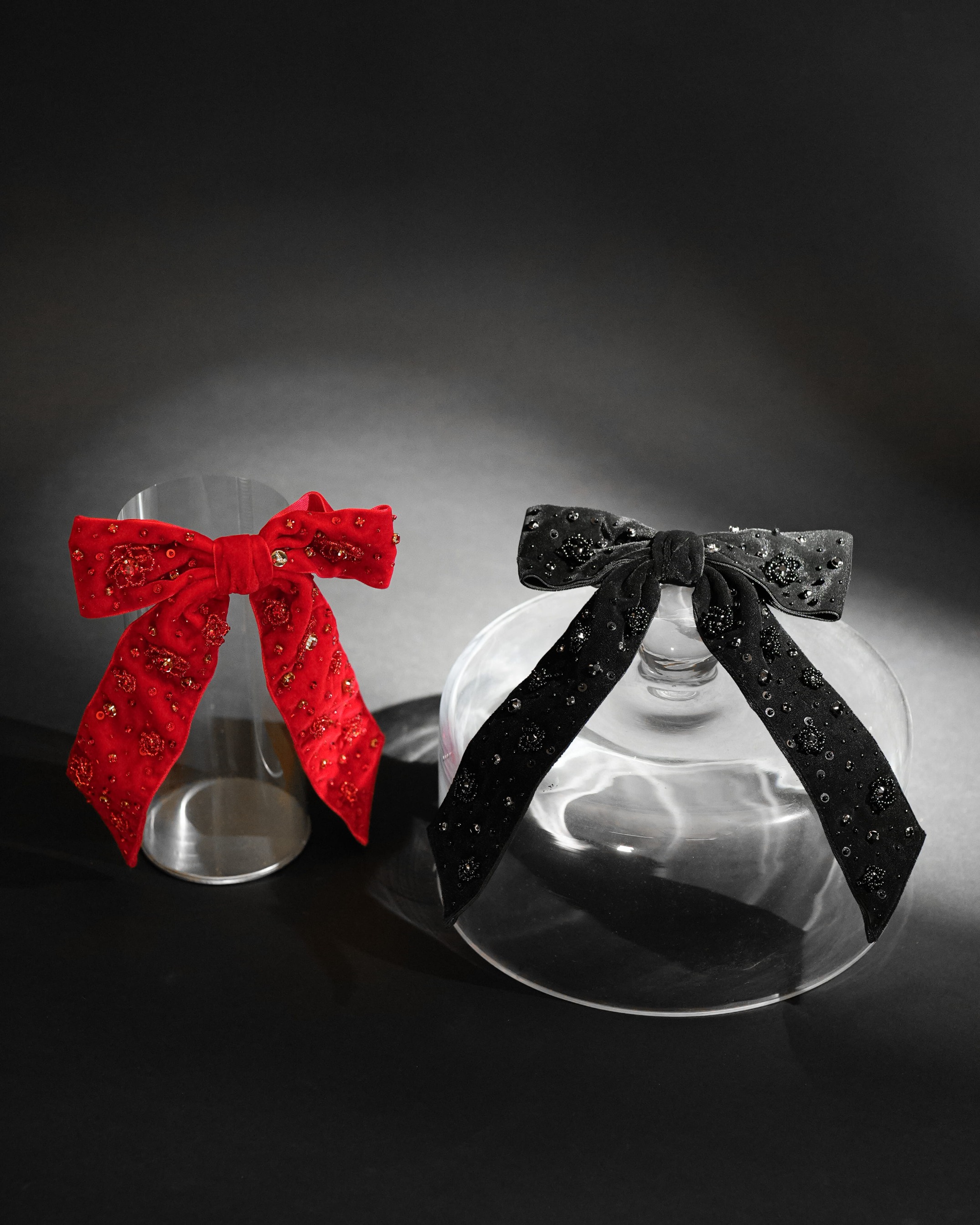 VELVET FRENCH CLIP - PITA X TIFFANY JOY
