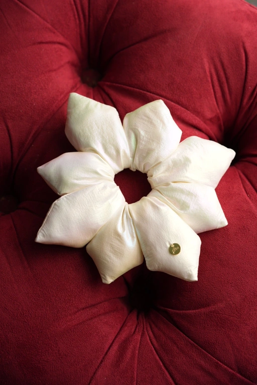 Image of FROST PUFF (SCRUNCHIE)