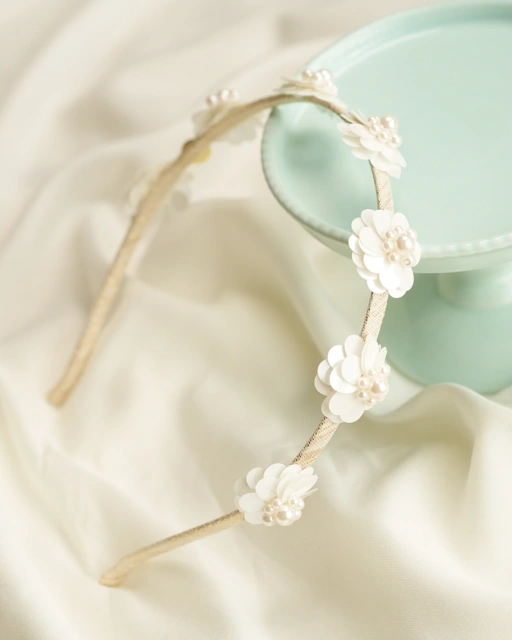 Image of LIAN (BANDO)