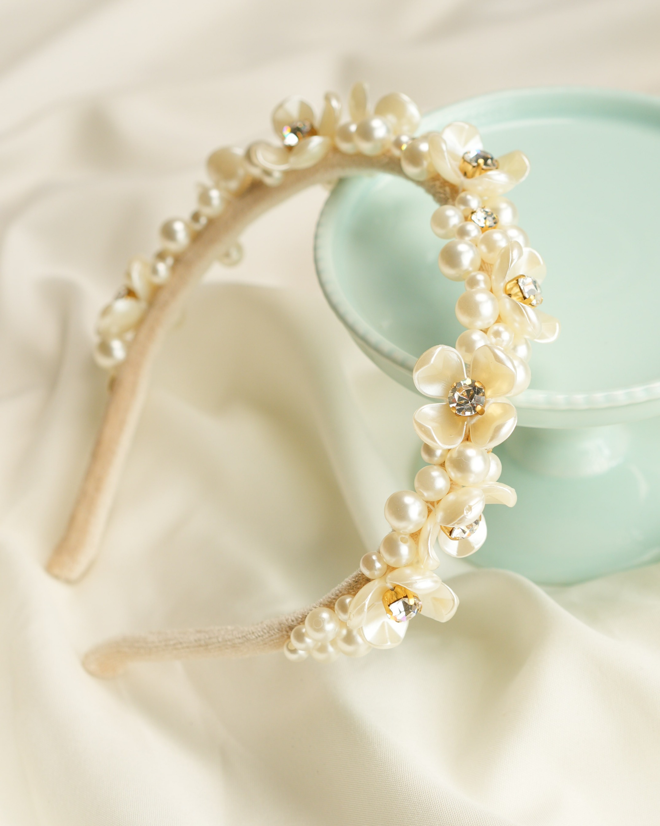 HUA (BANDO)