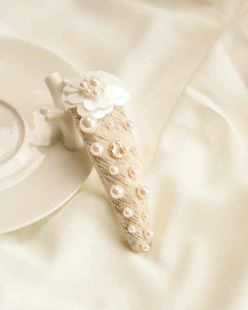 Image of LIAN (TICTAC LARGE)