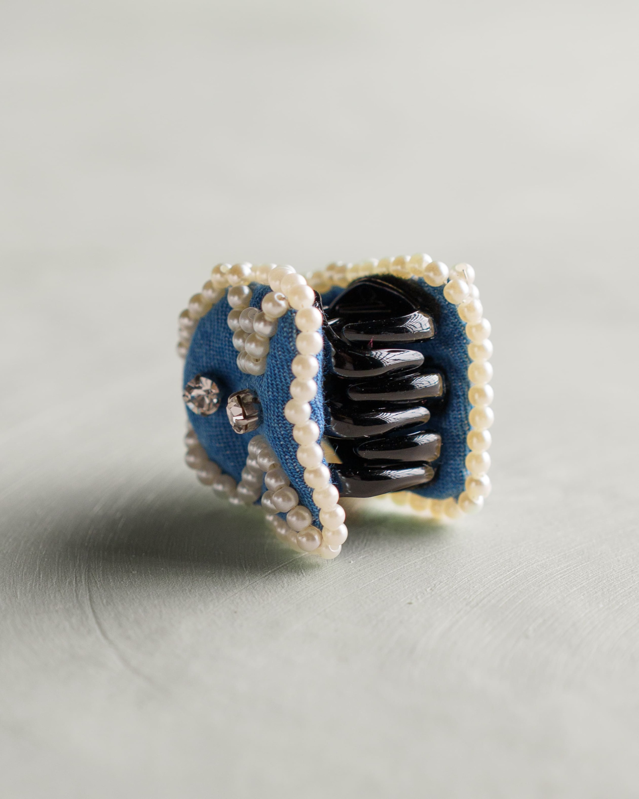 DÉMI CLAW MEDIUM