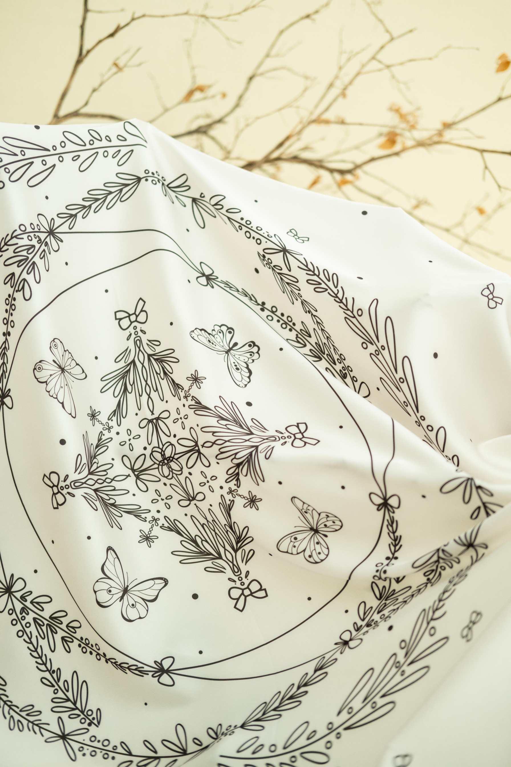 OMOTESANDO SCARF