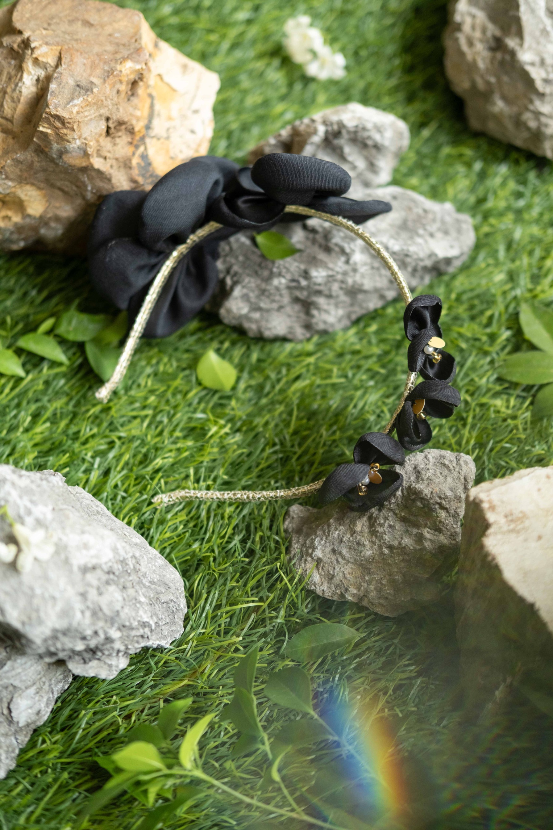 MAGNOLIA HEAD TWIST 