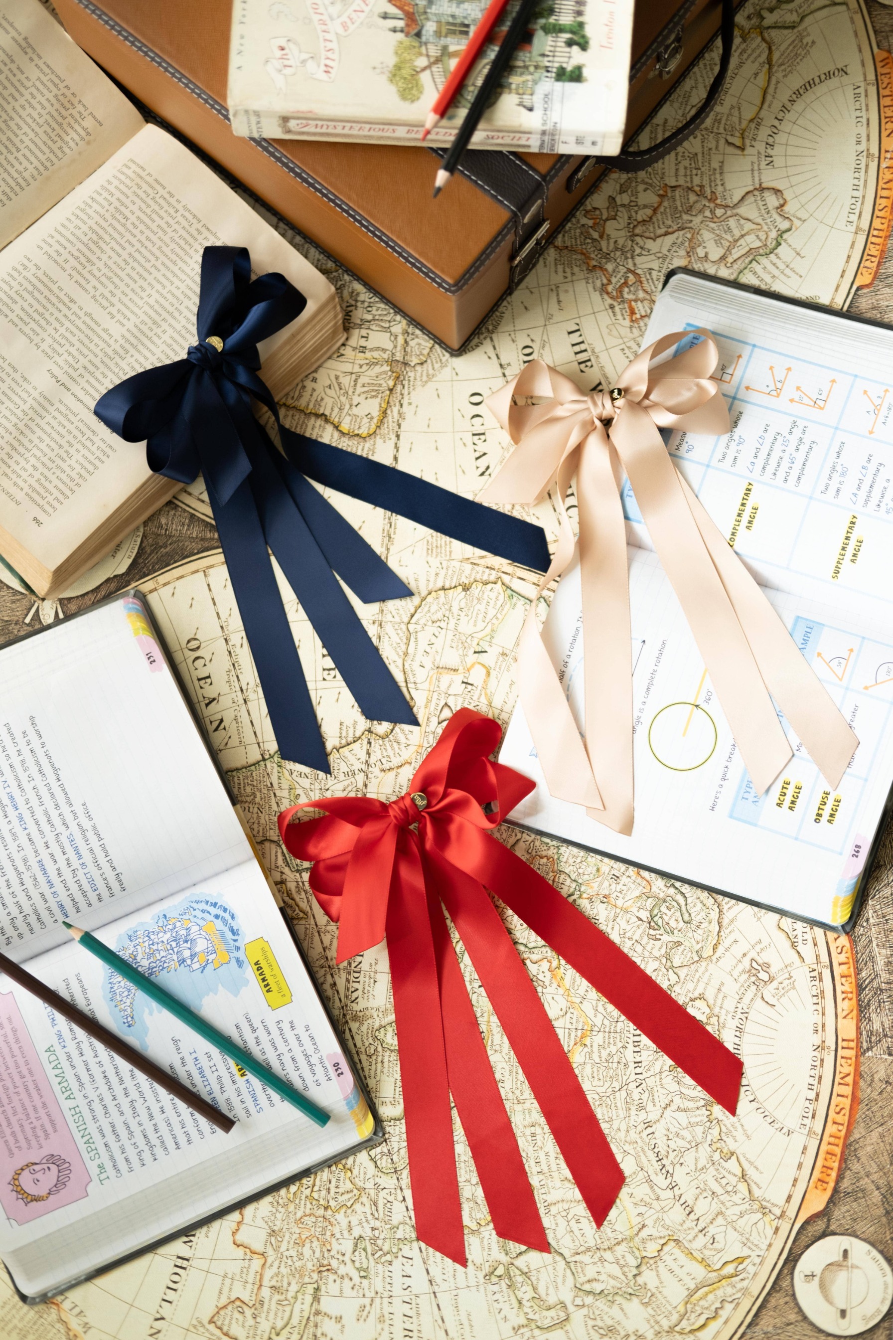 THE PREFECT (FRENCH CLIP SET OF 3)