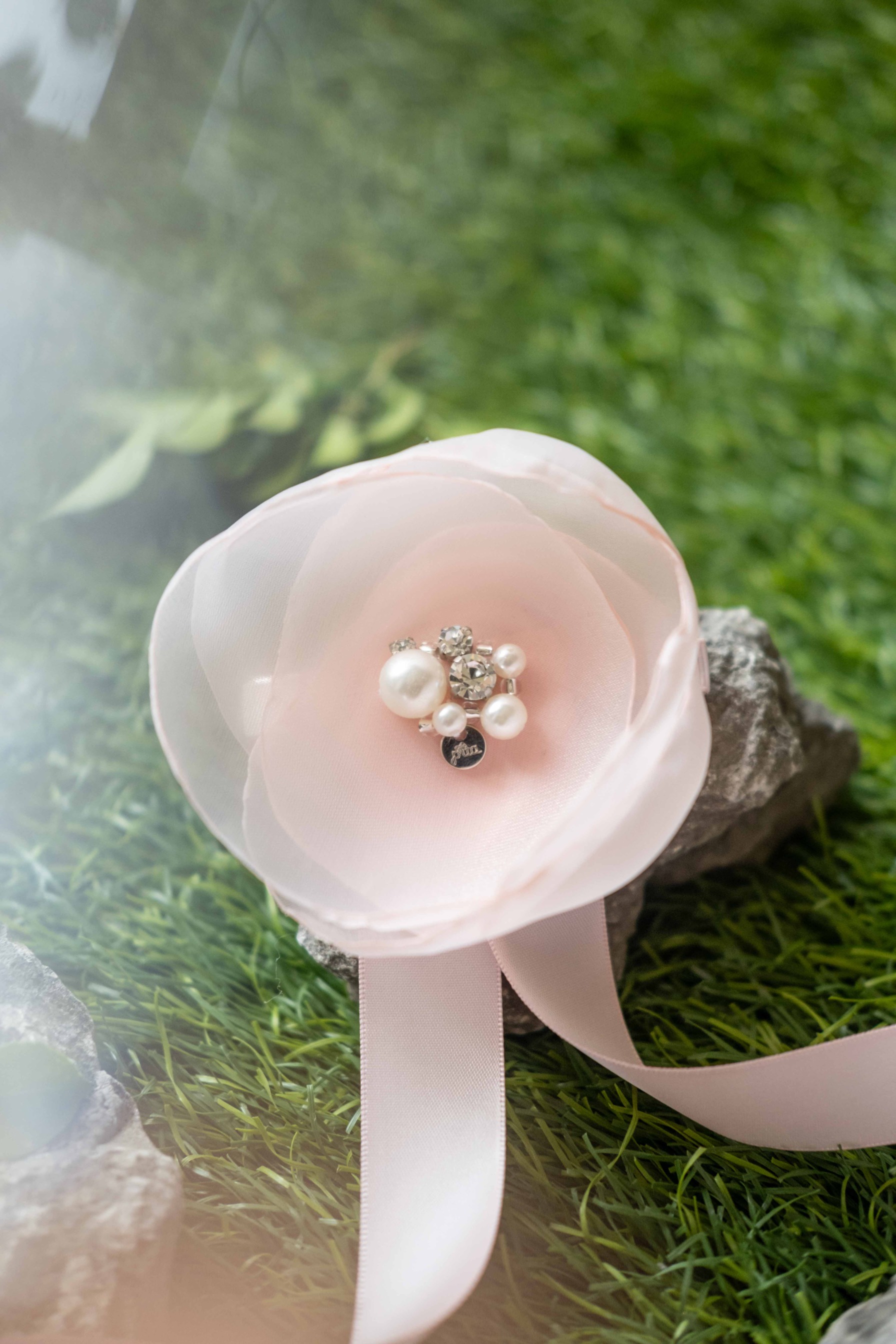 MAGNOLIA HAIR CLIP (FRENCH CLIP)