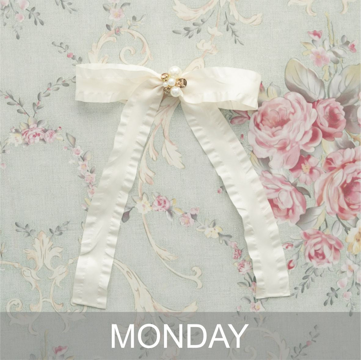 EVERYDAY BROOCH