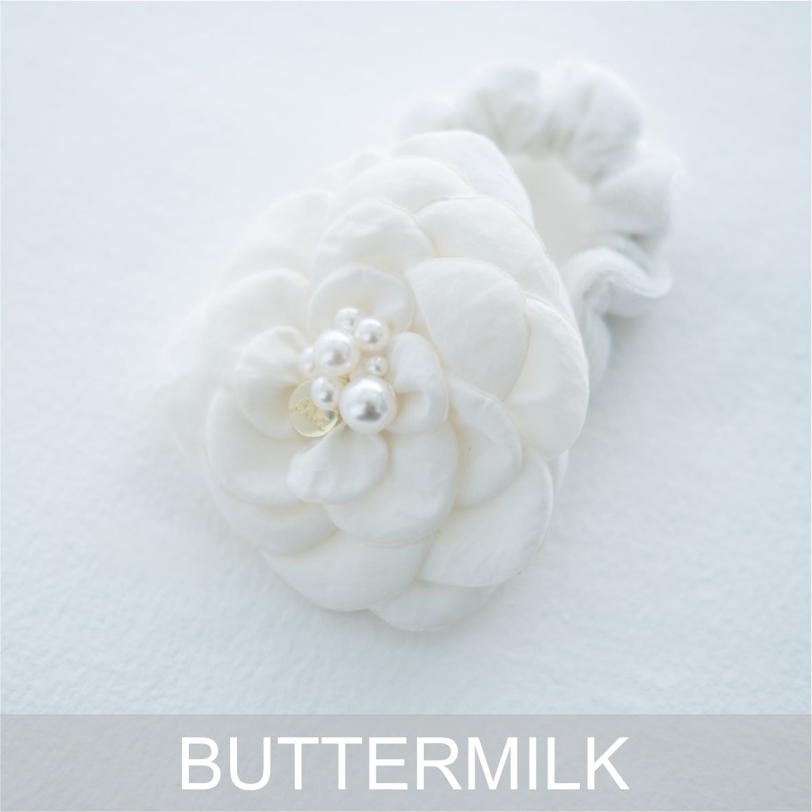 CAMILLA SCRUNCHIE