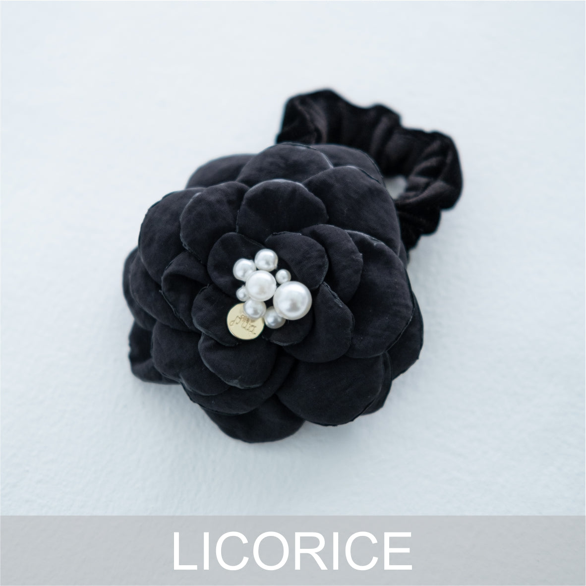 CAMILLA SCRUNCHIE