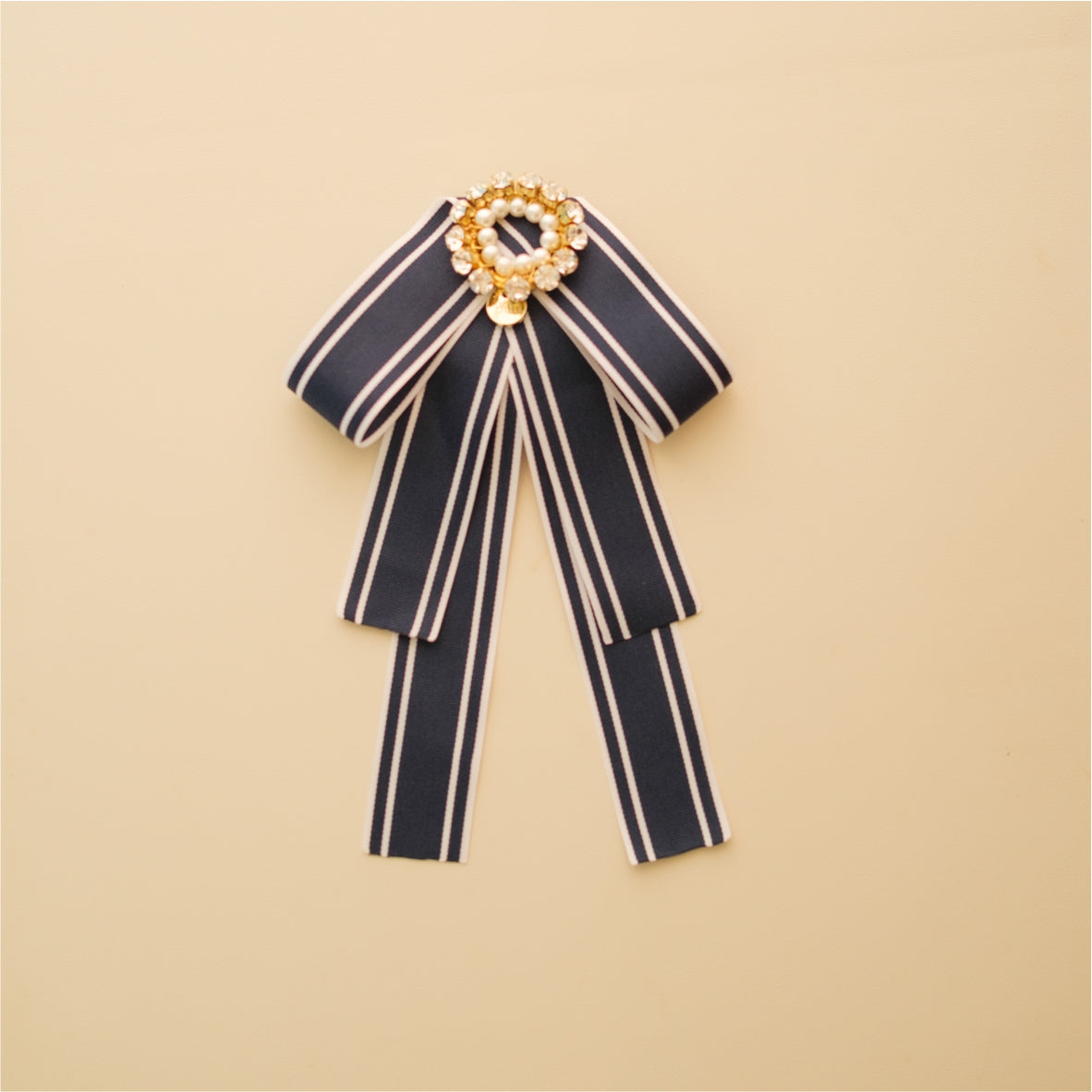 ROCKEFELLER BROOCH