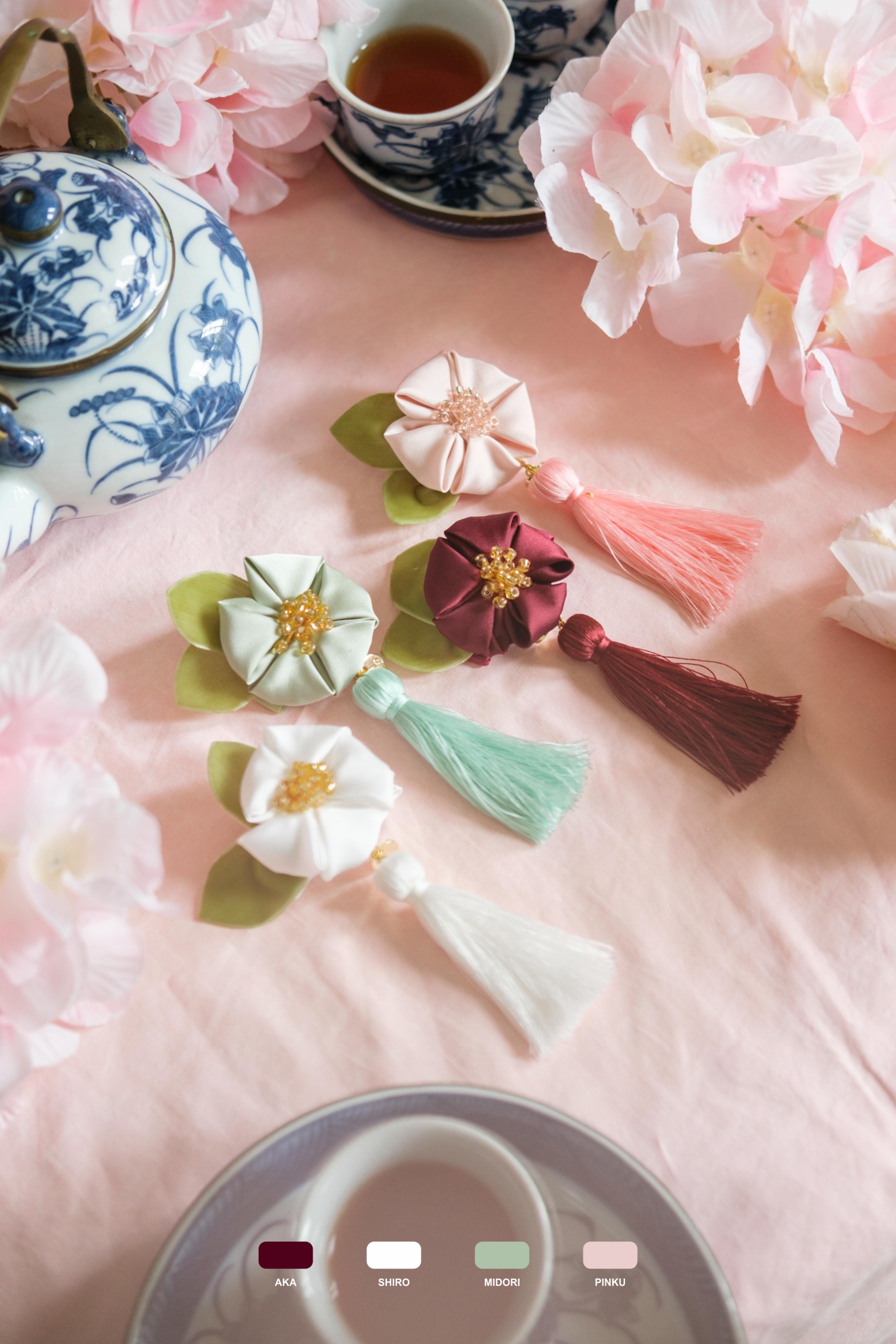 SAKURA (ALIGATOR & BROOCH)