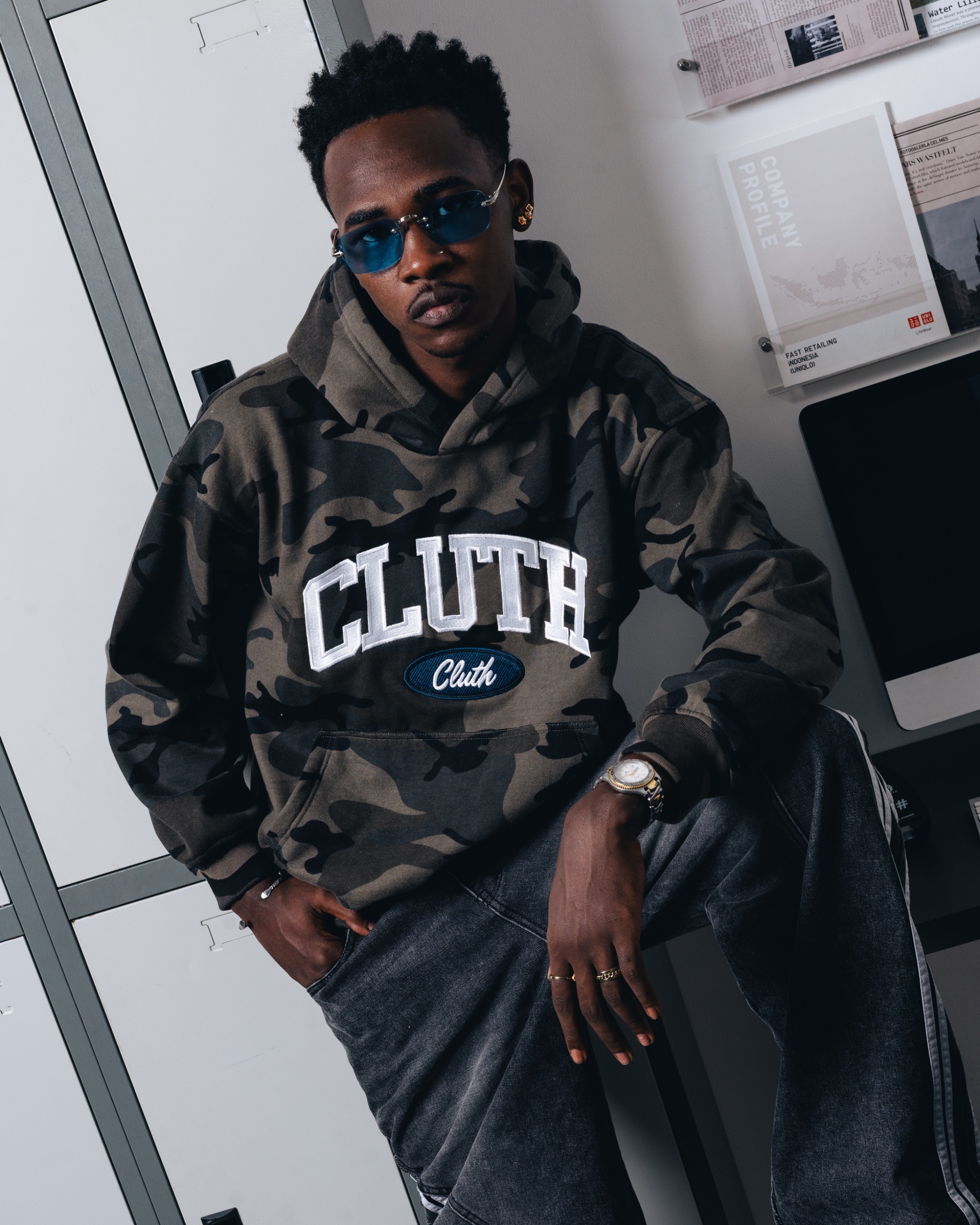 CAMO HOODIE CLUTHVISION