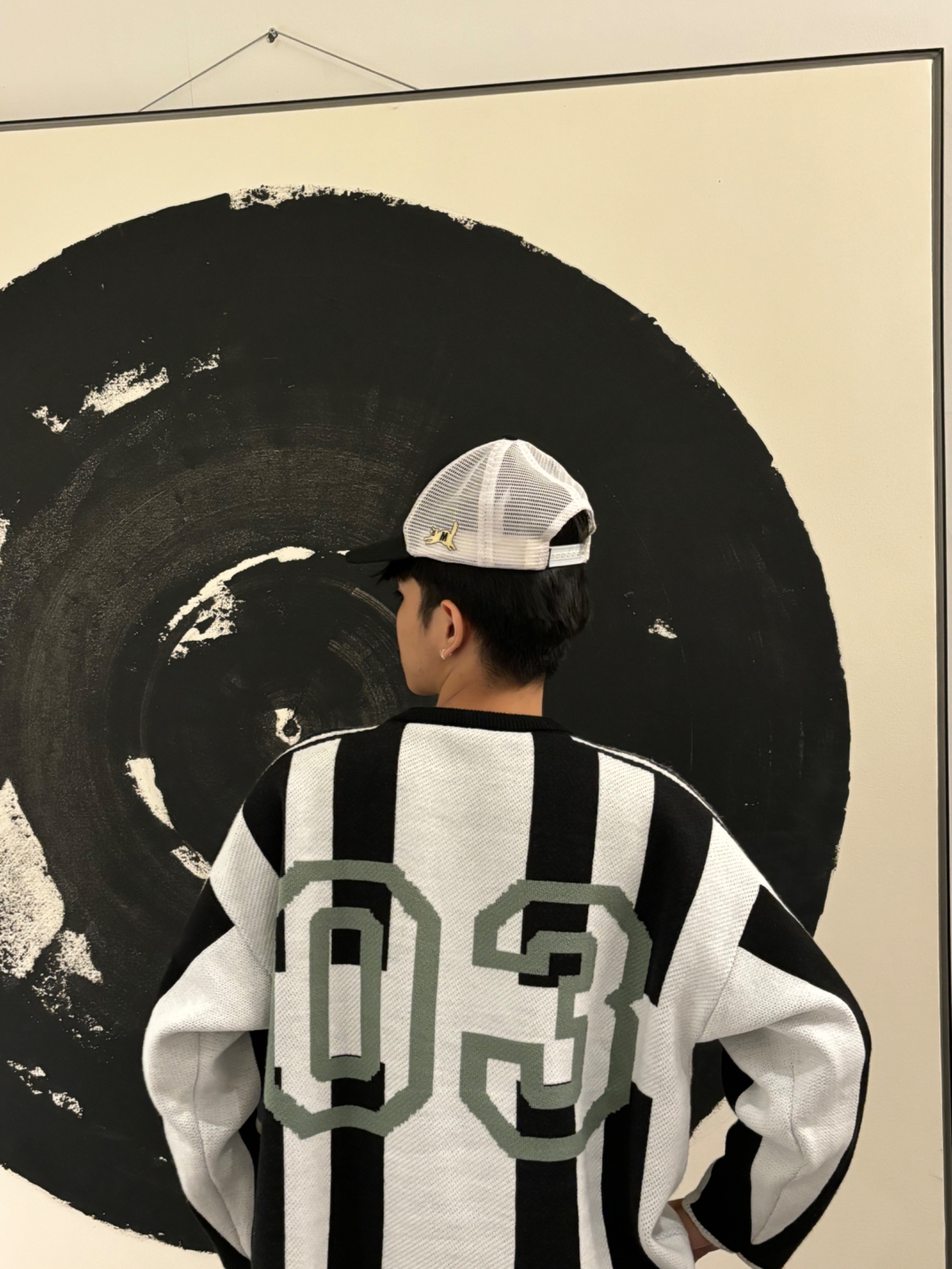 KNITWEAR LUCKY NUMBER BLACK AND WHITE