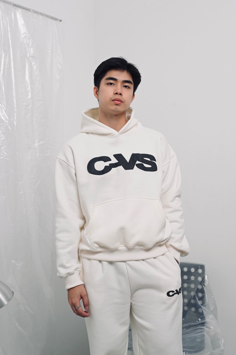 ONE SET HOODIE+ PANTS CVS
