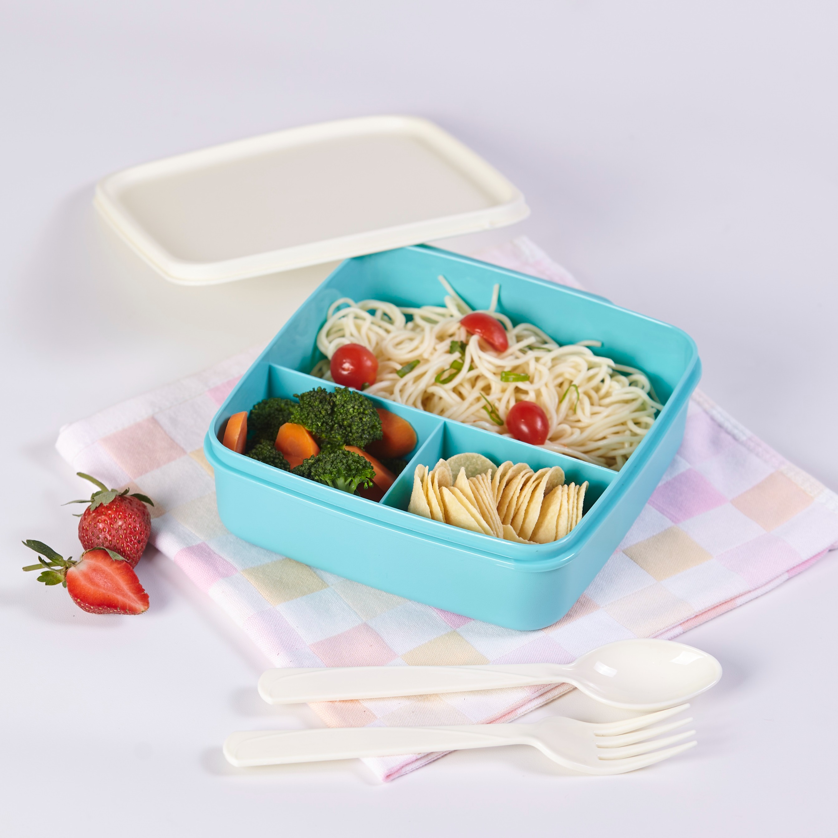 CPM Shuga Lunch Box Mix Colour With sendok garpu
