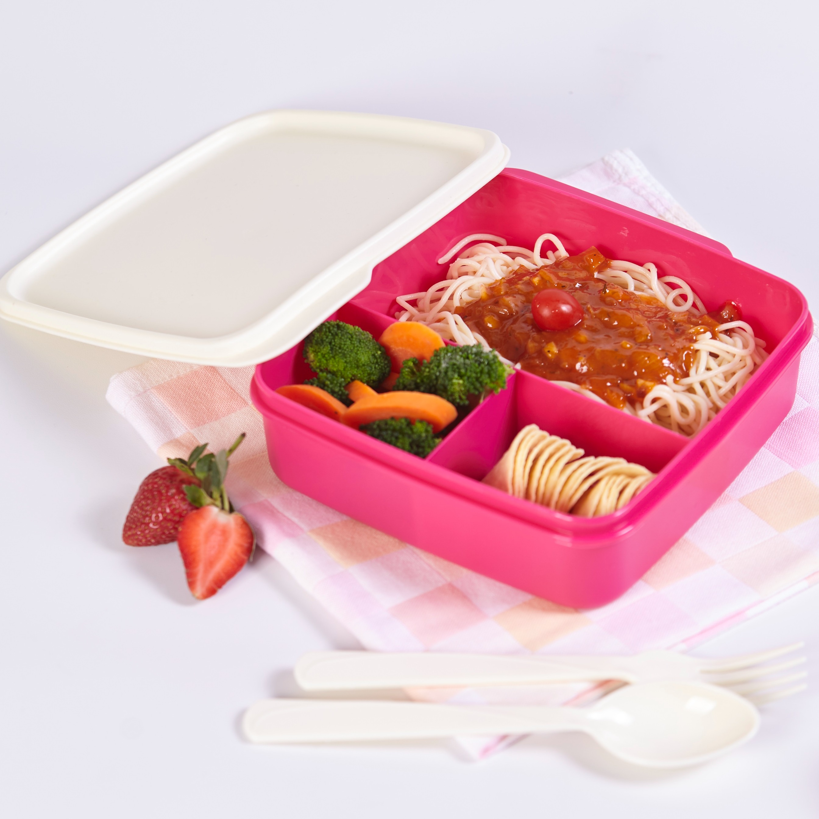 CPM Shuga Lunch Box Mix Colour With sendok garpu