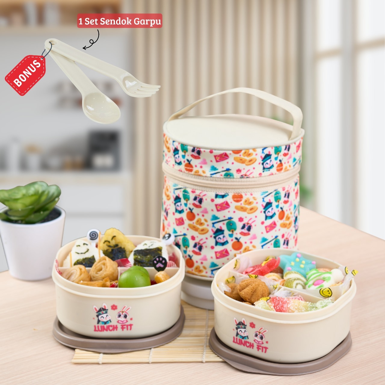 CPM Tas Bekal Makan Yakitori Set Of 3 Pcs Bonus Sendok Garpu krem