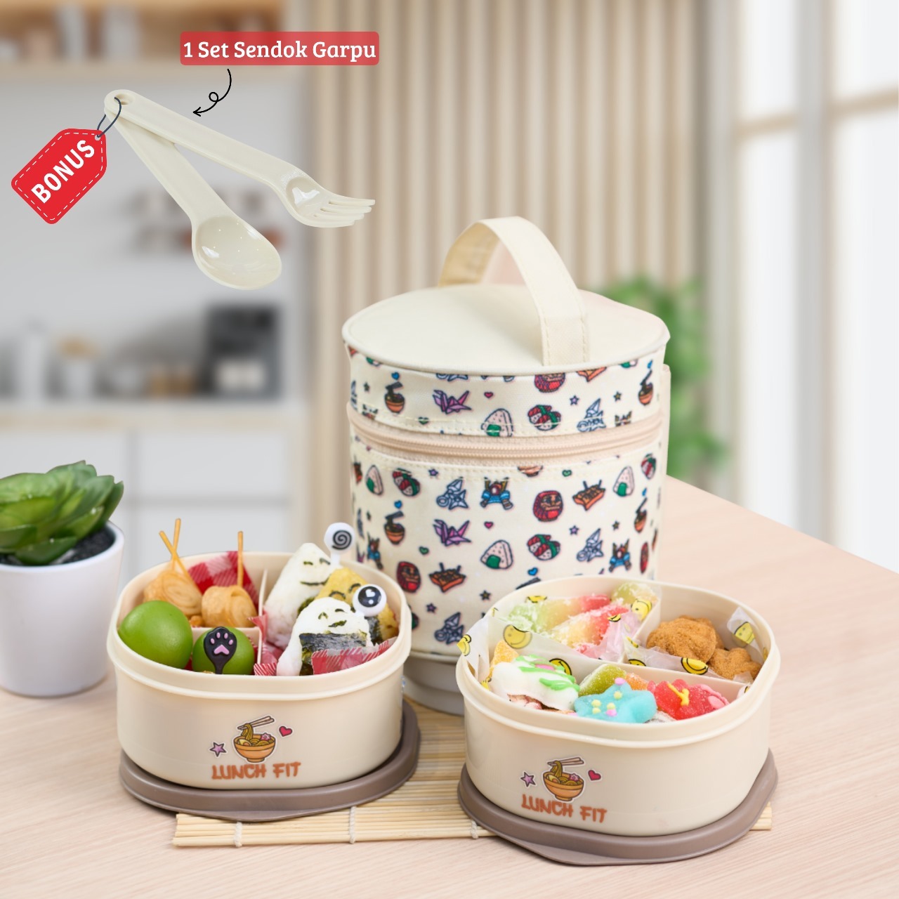 CPM Tas Bekal Makan Yakitori Set Of 3 Pcs Bonus Sendok Garpu krem