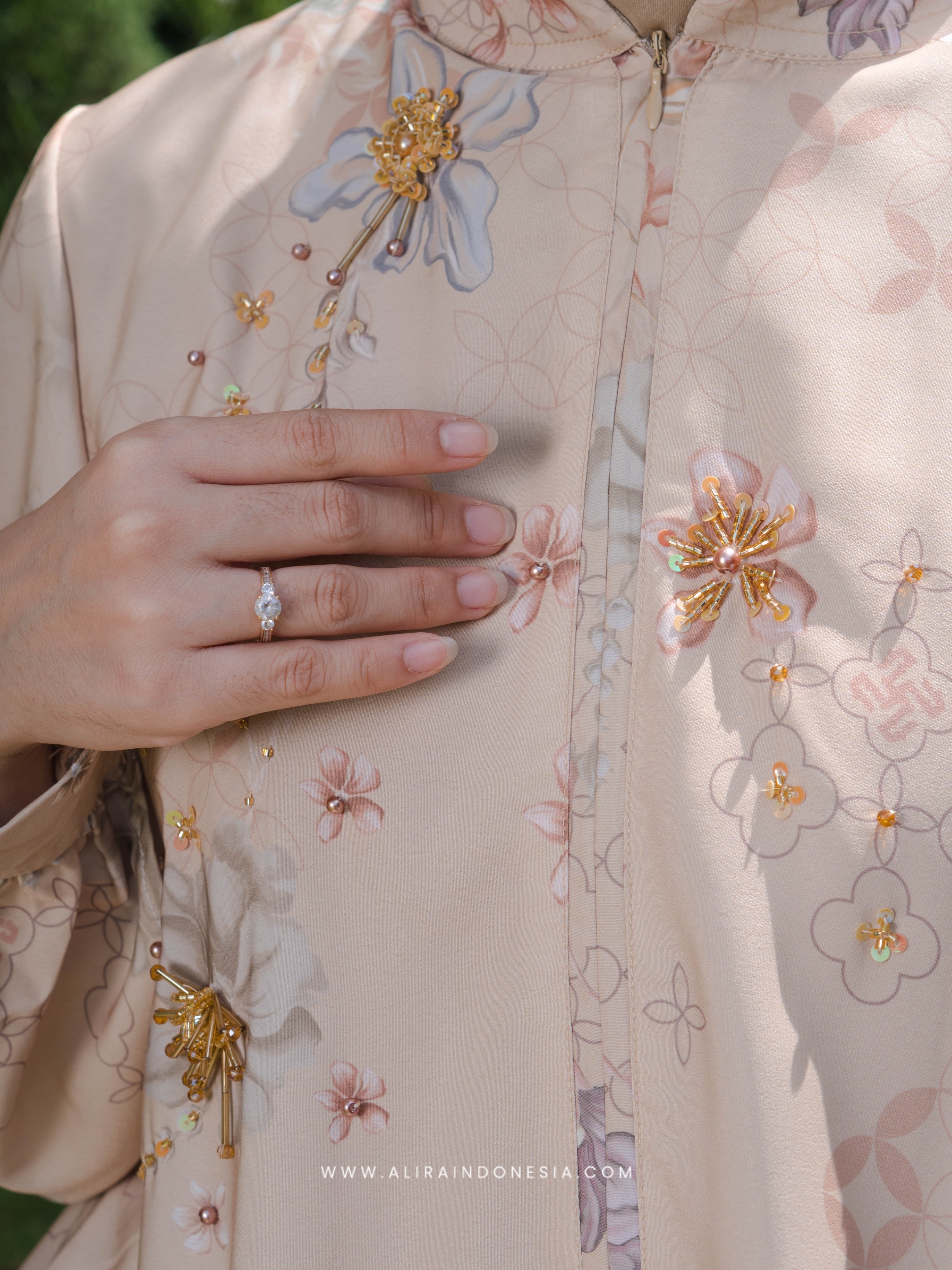 Magnolia Signature Dress - Alira Indonesia