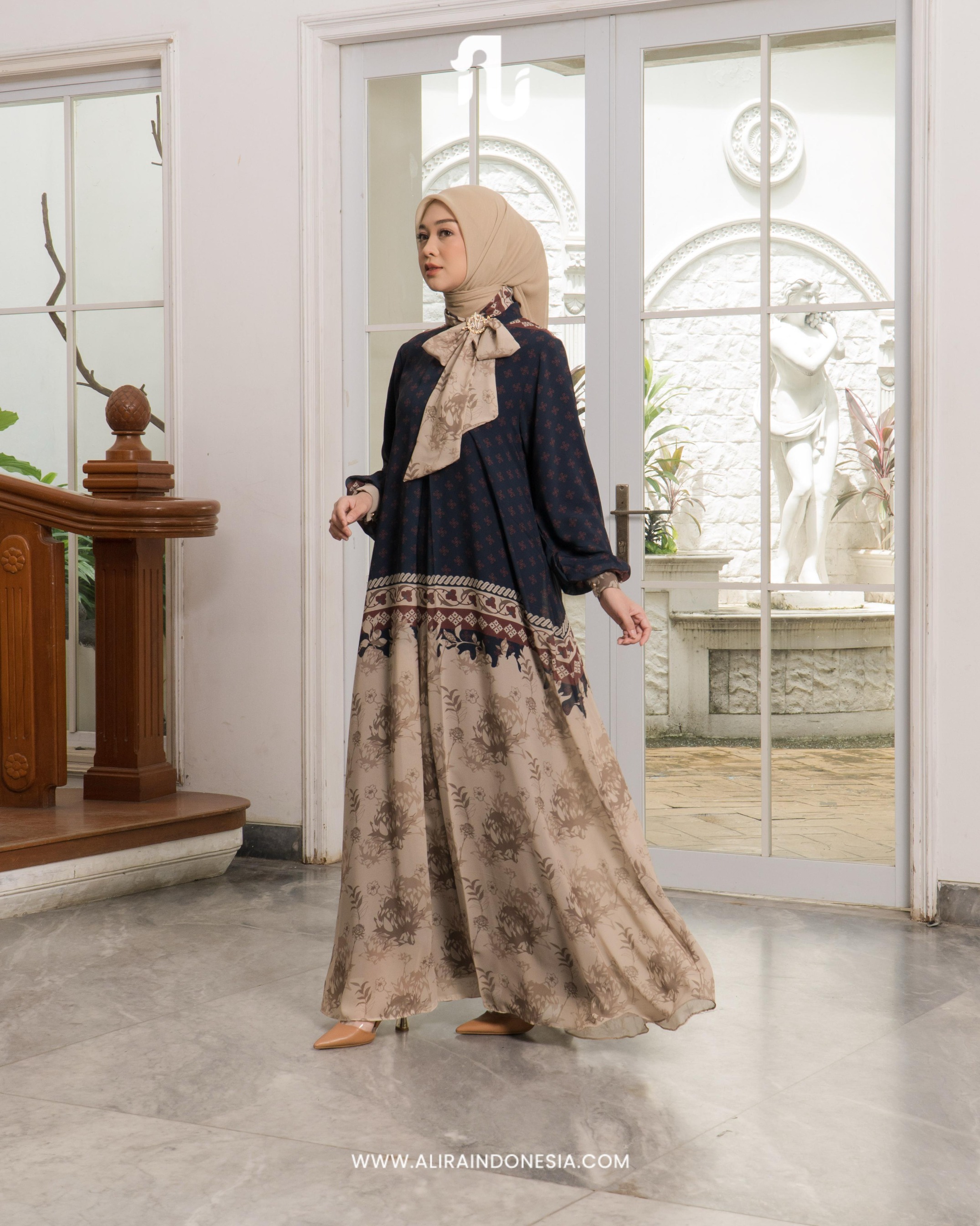 Areesa Signature Dress - Alira Indonesia