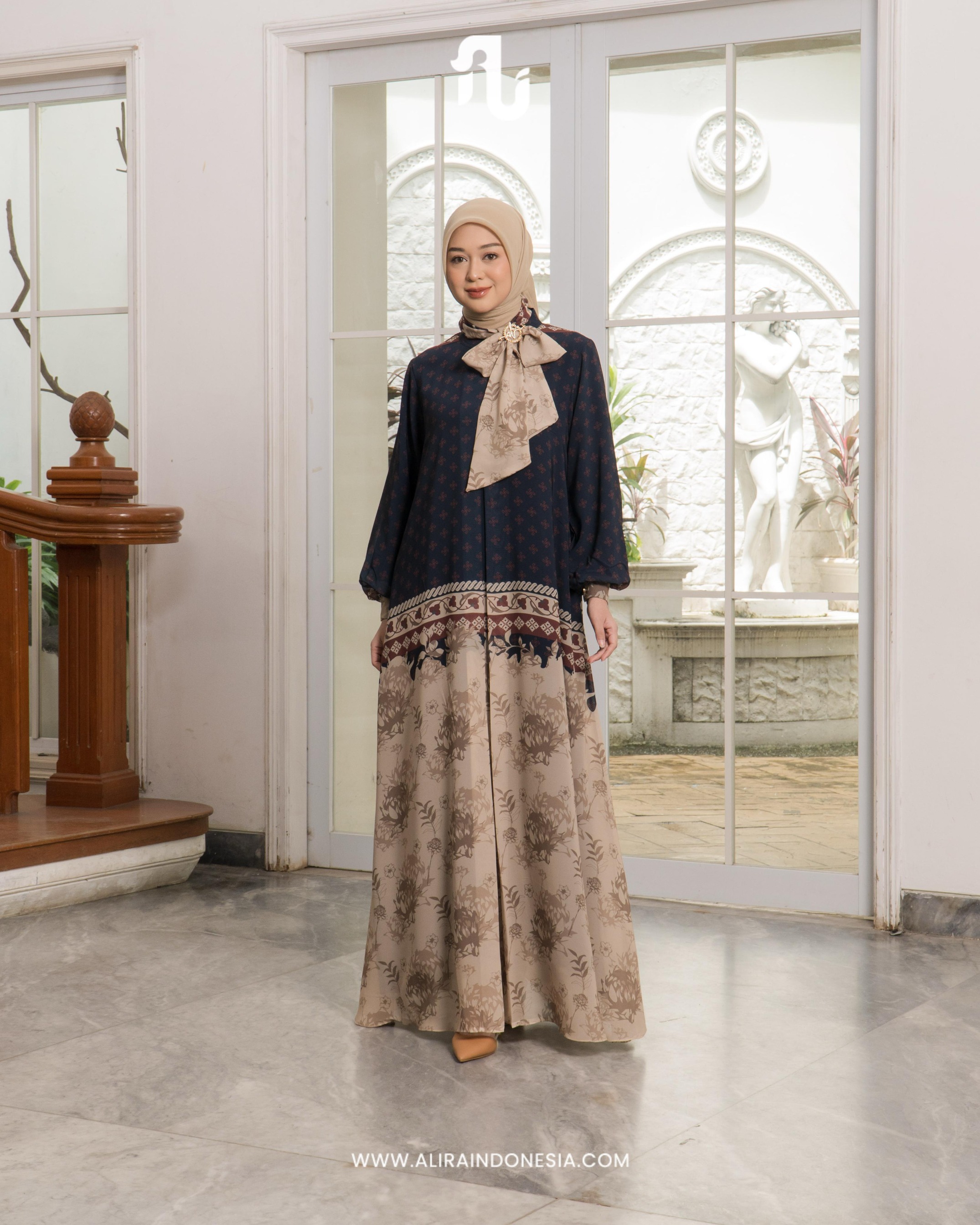 Areesa Signature Dress - Alira Indonesia