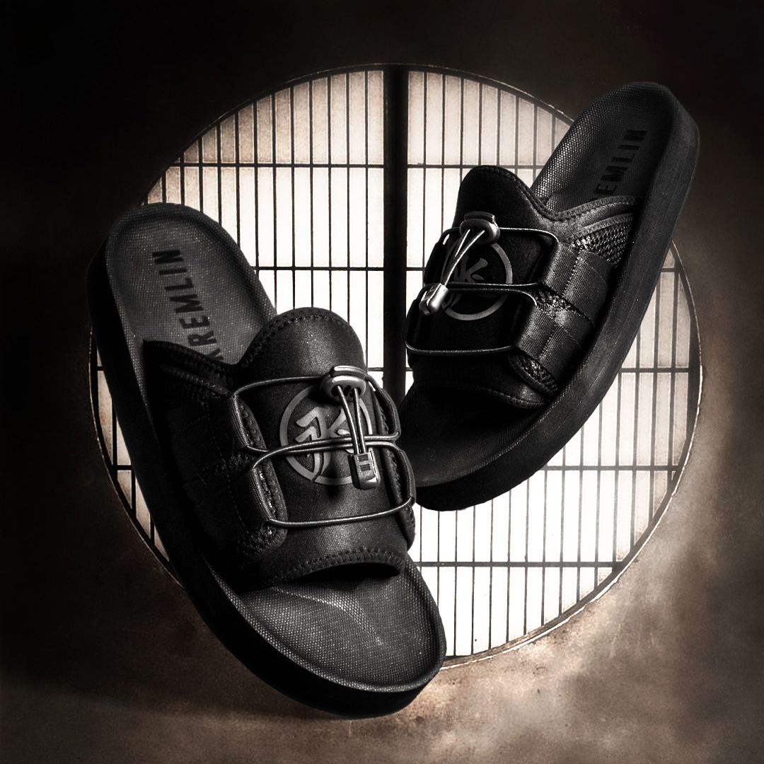 Sandals - KREMLIN | Gear up for the Future